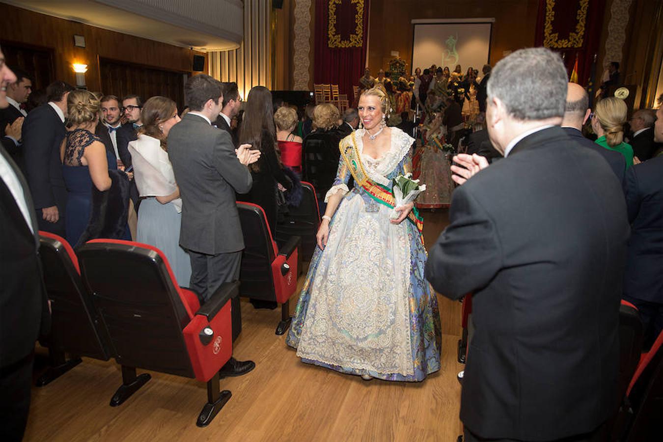 Convento Jerusalén-Matemático Marzal ha celebrado su 125 aniversario con una gala a través de la cual se ha hecho un repaso de la historia de la comisión. Al acto han acudido artistas falleros, falleras mayores e infantiles, así como miembros de la veterana comisión fallera.