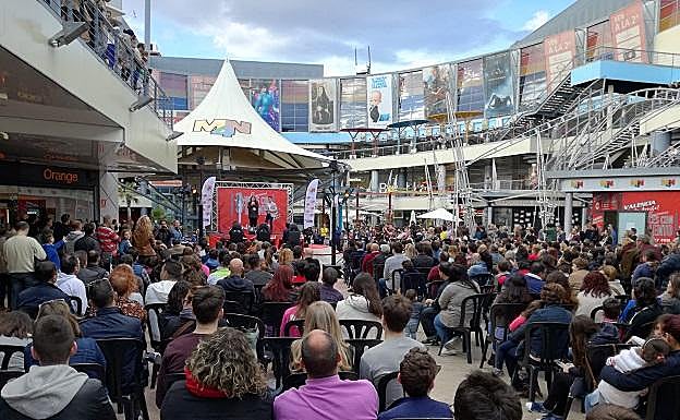 70 cantantes están decididos a triunfar en 'Gana con tu voz' con MN4