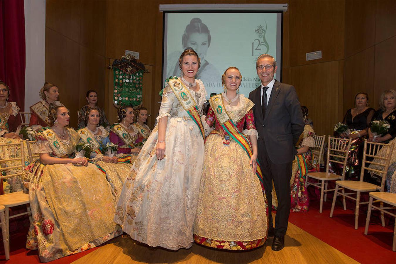 Convento Jerusalén-Matemático Marzal ha celebrado su 125 aniversario con una gala a través de la cual se ha hecho un repaso de la historia de la comisión. Al acto han acudido artistas falleros, falleras mayores e infantiles, así como miembros de la veterana comisión fallera.