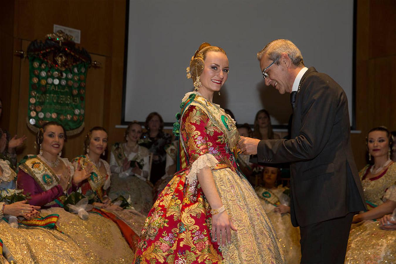 Convento Jerusalén-Matemático Marzal ha celebrado su 125 aniversario con una gala a través de la cual se ha hecho un repaso de la historia de la comisión. Al acto han acudido artistas falleros, falleras mayores e infantiles, así como miembros de la veterana comisión fallera.