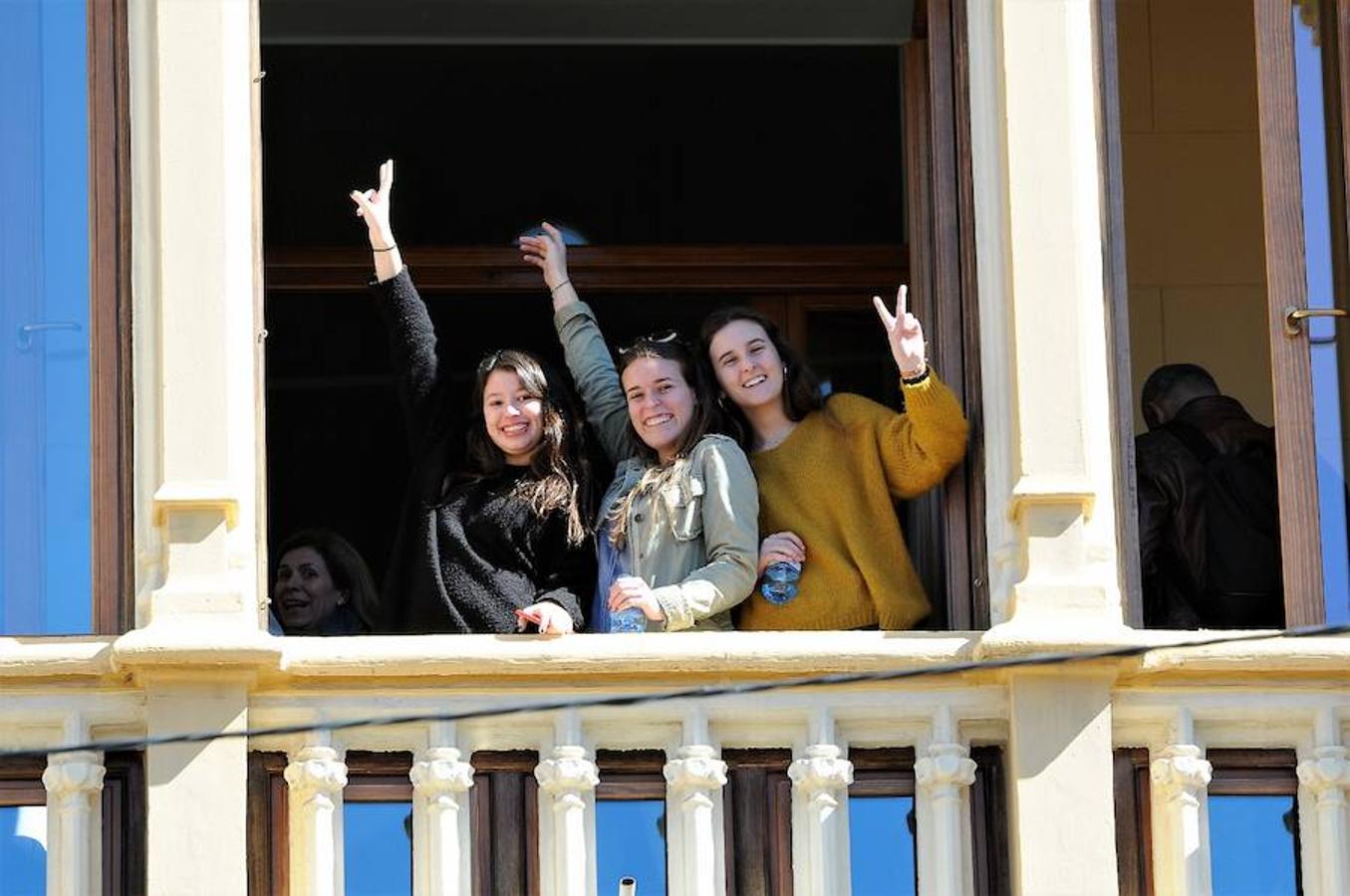 Fotos: Búscate en las mascletà del 7 de marzo