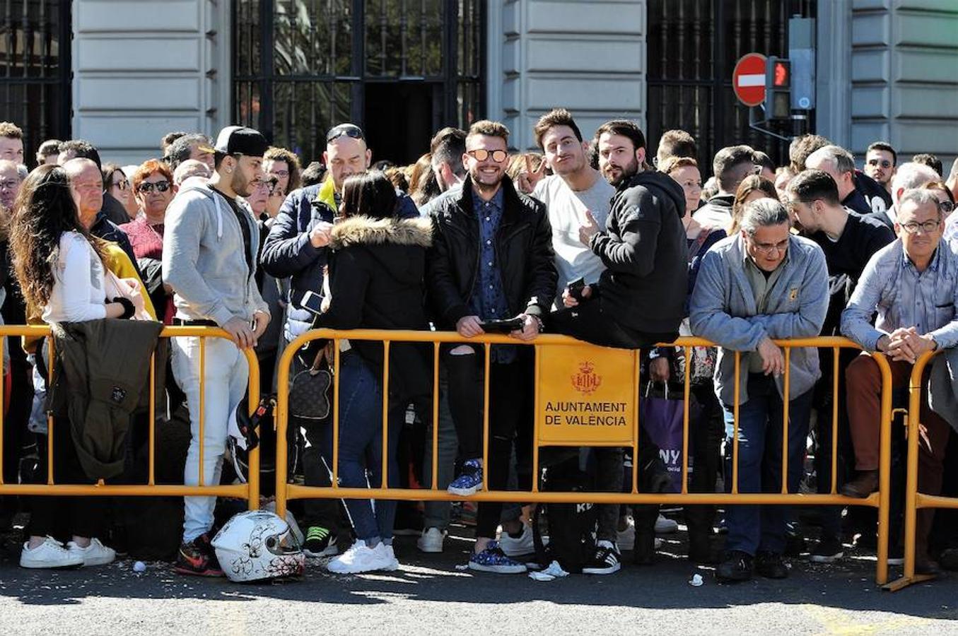 Fotos: Búscate en las mascletà del 7 de marzo