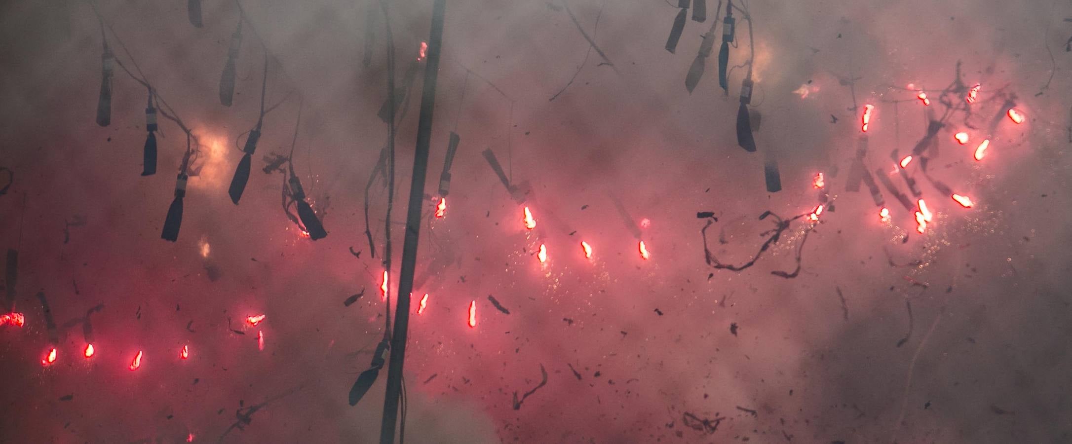 Fotos: Así ha sido la mascletà del 9 de marzo: las mejores imágenes del disparo de la Alpujarreña