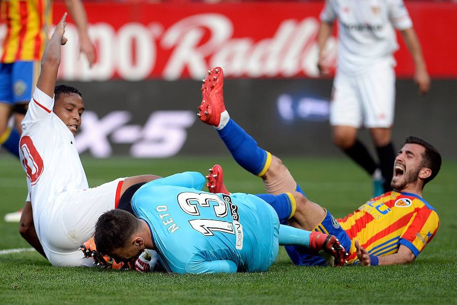 Estas son las mejores imágenes que deja el partido de la jornada 28 de Liga en el Sánchez Pizjuán