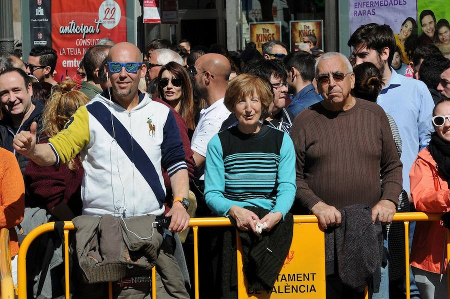 Fotos: Búscate en la mascletà del 11 de marzo