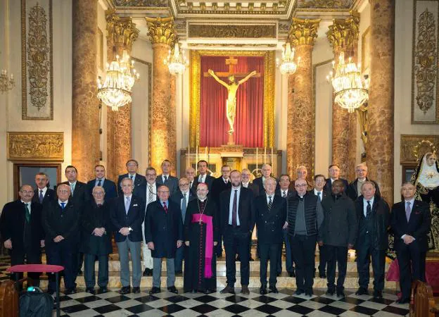 Las delegaciones de Valencia y Vannes, en el Salvador. 