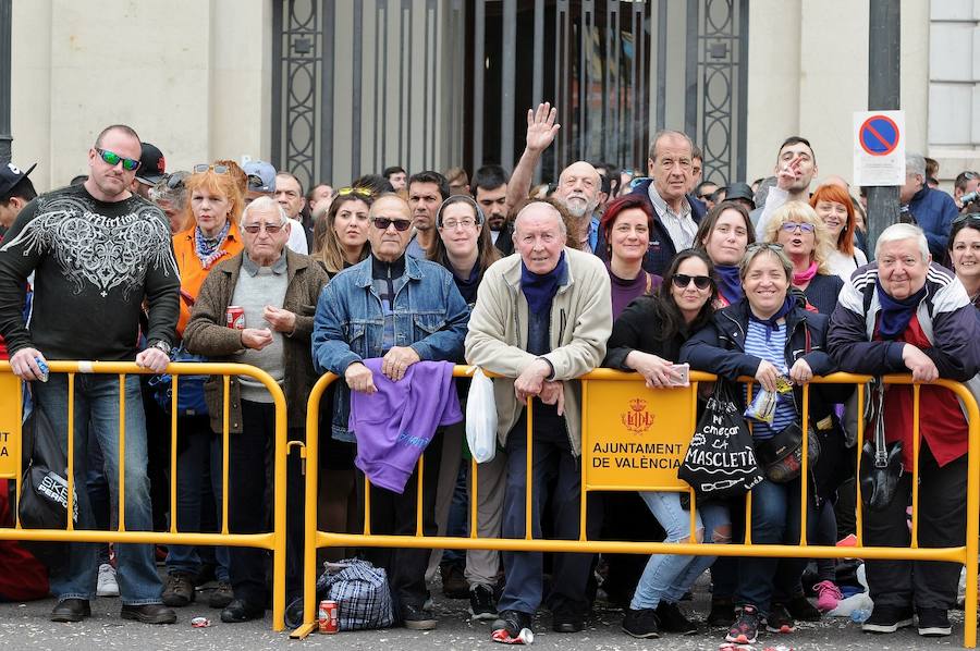 Fotos: Búscate en la mascletà de hoy 14 de marzo, de pirotecnia Zarzoso