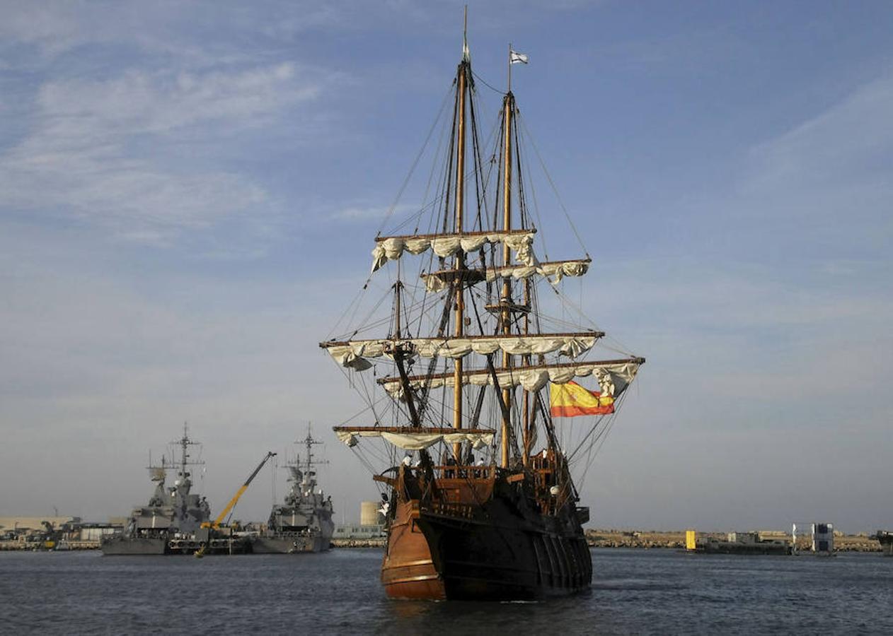 El galeón Andalucía llega este jueves 15 de marzo a Valencia. Tiene previsto atracar frente al Veles e Vents-La Marina de Valencia y podrá ser visitado por el público valenciano hasta el día 19, de 10 a 19 horas. La entrada costará 6 euros para adultos y 3 para niños de entre 5 y 10 años.