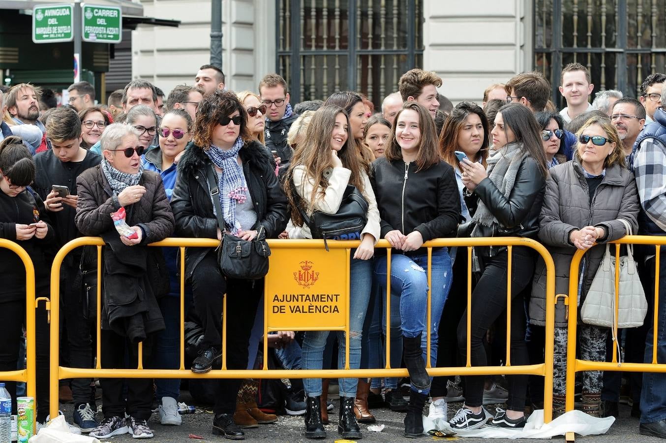 Fotos: Búscate en la mascletà del 15 de marzo de Ricardo Caballer (Ricasa)