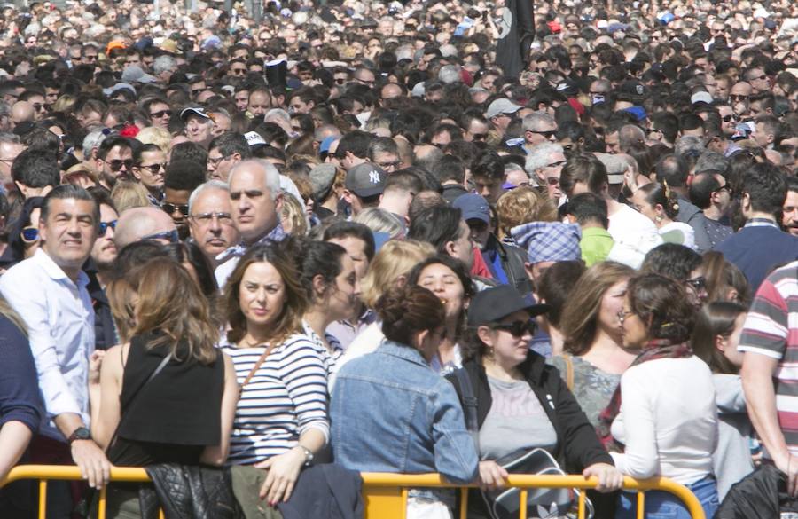 Fotos: Fotos de la impresionante mascletà de hoy, disparada por la pirotecnia Aitana