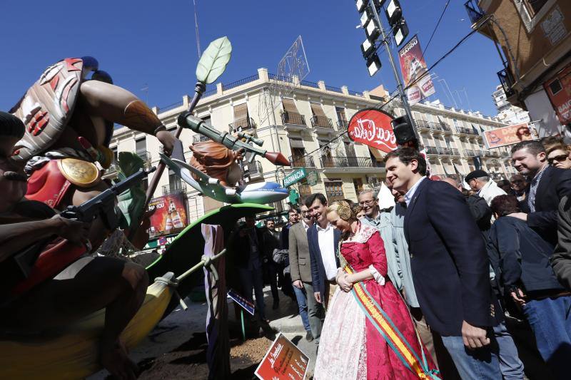 Fotos: Fotos de Albert Rivera en las Fallas de Valencia