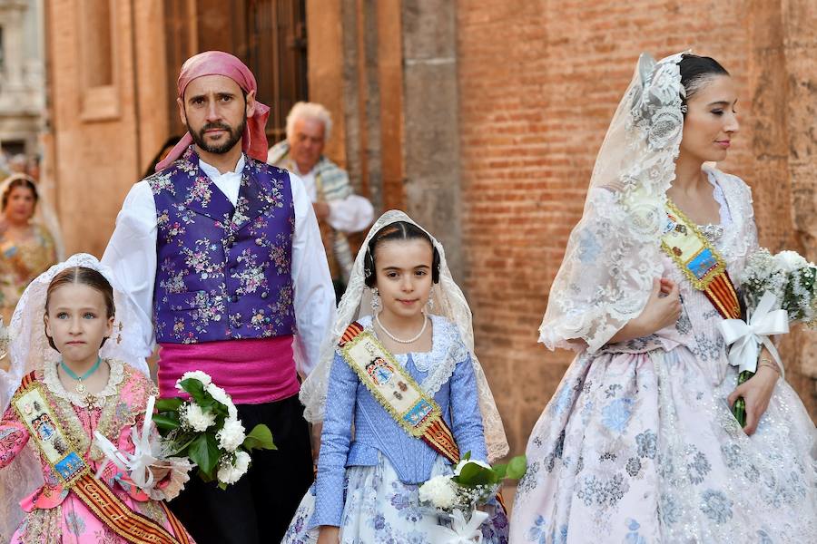 Fotos: Los rostros de la segunda jornada de la Ofrenda de flores a la Virgen de los Desamparados