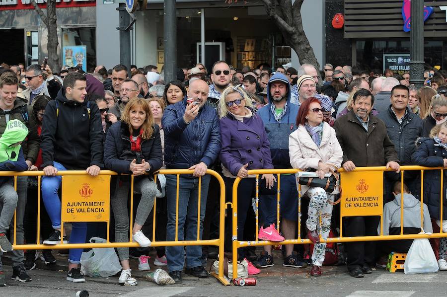 Fotos: Búscate en la mascletà del 19 de marzo de las Fallas 2018