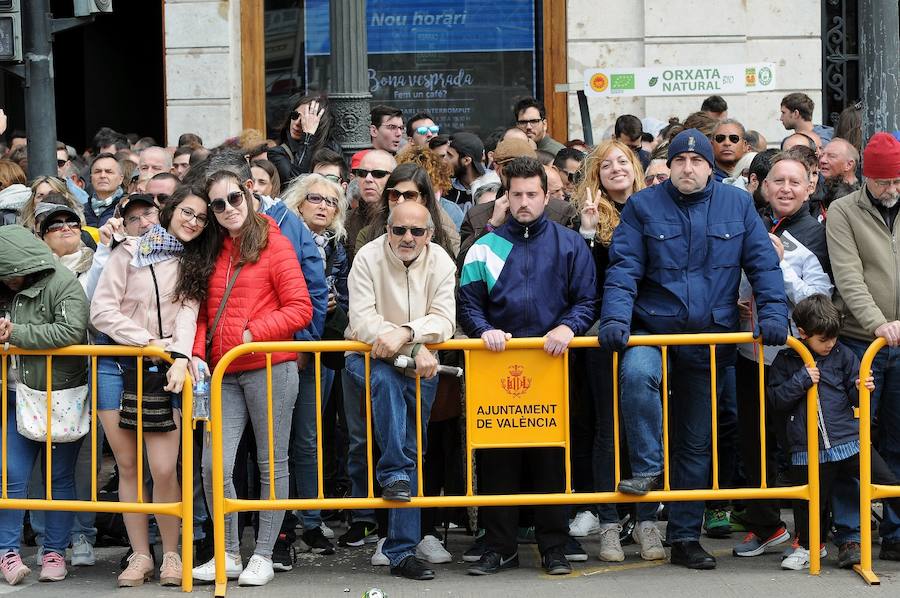 Fotos: Búscate en la mascletà del 19 de marzo de las Fallas 2018