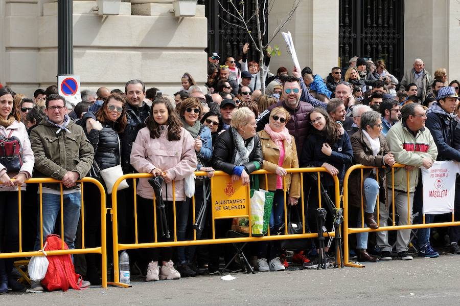 Fotos: Búscate en la mascletà del 19 de marzo de las Fallas 2018