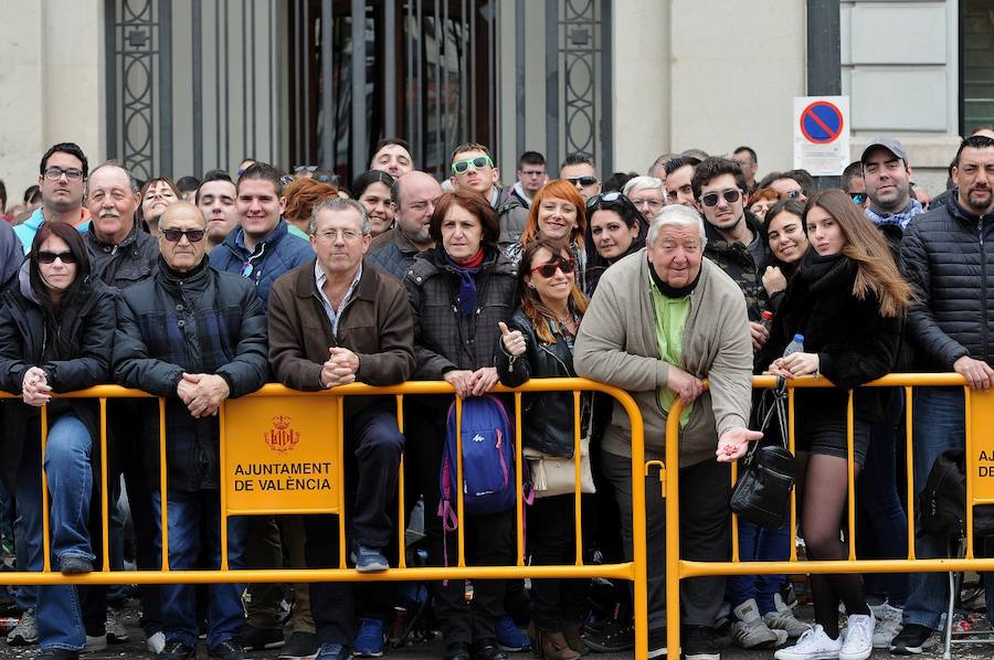 Fotos: Búscate en la mascletà del 19 de marzo de las Fallas 2018