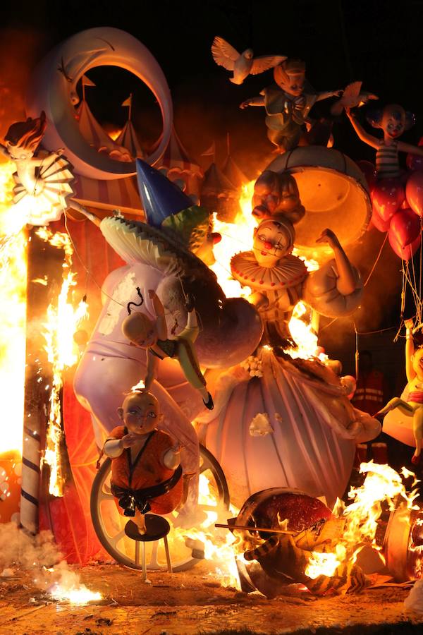 Fotos: Adiós a las Fallas de 2018