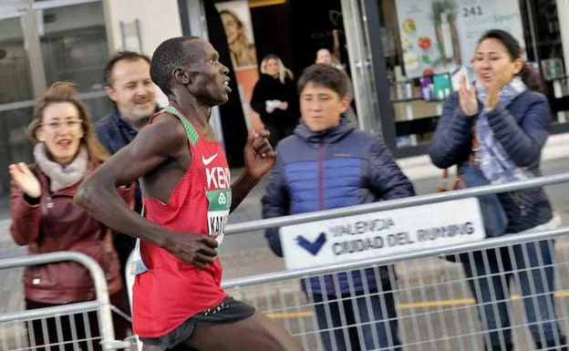 Kamworor, el campeón sencillo: ganador de Mundial de Medio Maratón de Valencia