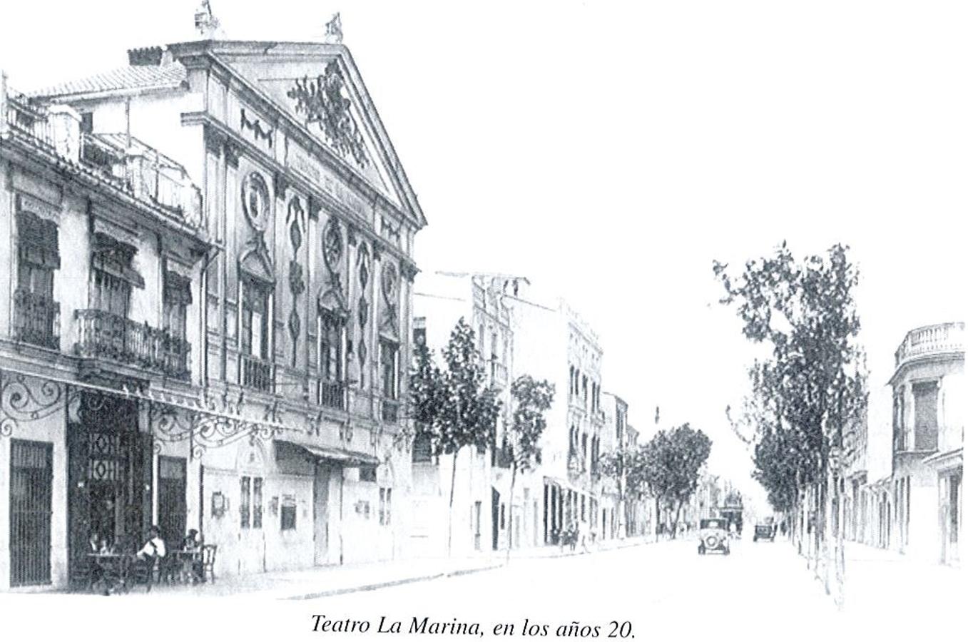 Teatro La Marina | Durante cerca de siglo y medio, este edificio emblemático presidió en el corazón del Canyamelar. En el número 53 de la calle Reina miles de valencianos disfrutaron de la zarzuela, los dramas y los espectáculos de varietés. Además, este salón que ocupó la céntrica esquina del barrio del mar, se utilizó como sala de cine durante más de cincuenta años: primero alternando funciones de teatro con películas, para luego, en los albores de mediado del siglo pasado, convertirse exclusivamente en cinematógrafo. Trágico fue su final. Se levantó sobre las cenizas del teatro de las Delicias, y finalmente un día de 1962 ardió. De La Marina queda el recuerdo de los vecinos del barrio, el trabajo que costó limpiarlo después de la riada del 57 y una calle estrecha y sin tráfico: "el carrer del teatre de La Marina".