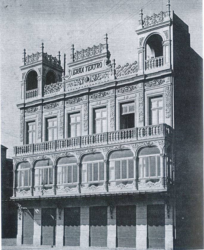 Gran Teatro | Tomás Trénor fue el responsable de encargar a un arquitecto de prestigio de la capital, Francisco Almenar Quinzá, el diseño del Gran Teatro. Se inauguró el día 6 de diciembre de 1923 y durante el siguiente año, el Gran Teatro no anuncia en la prensa ninguna función teatral. El paso estaba dado, el GRan Teatro debería pasar a llamarse Gran Cinematógrafo, ya que durante el resto de su vida la pantalla ocuparía el telón del escenario. En 1943, el Gran Cinematógrafo pasaba por una mala situación y se hizo cargo de él la familia Pechuán, que encargó una cambio de estilo al arquitecto Javier Goerlich. Más tarde, pasó a llamarse cine Rex. En la actualidad, el lugar que ocupó el Gran Teatro, después cine REx, se ha construido un moderno y gran edificio de oficinas. -Imagen incluida en el libro 'El libro de los cines de Valencia (1896-2014)'-.