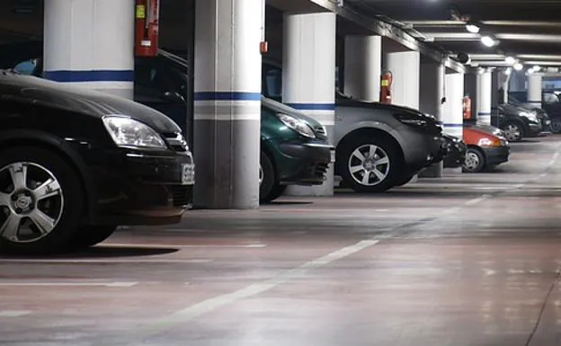 28.000 euros de multas por dejar su coche en un parking de Mallorca durante nueve años