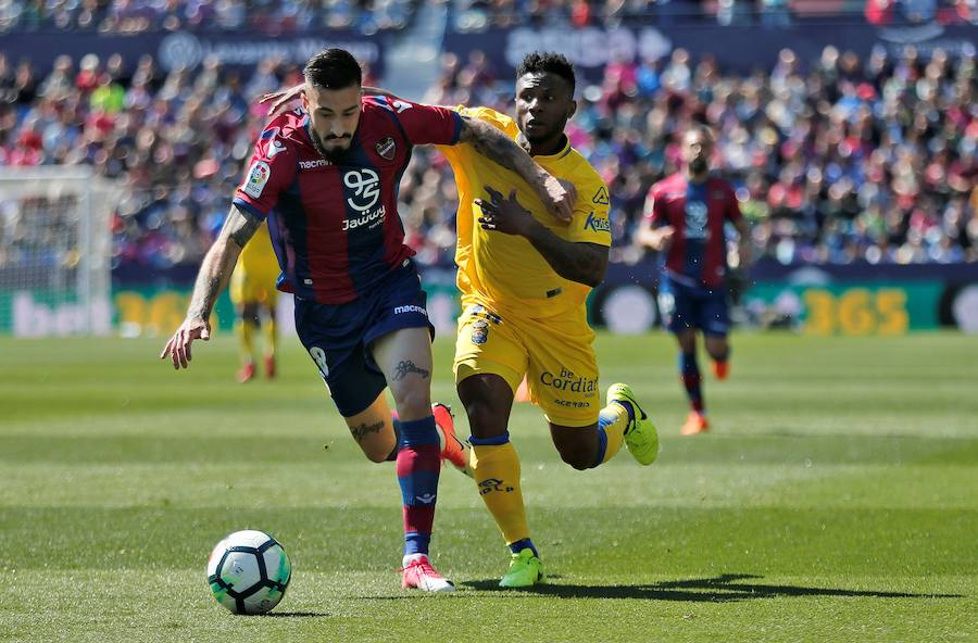 Estas son las mejores imágenes del partido de la jornada 31 de Liga en el Ciutat de València