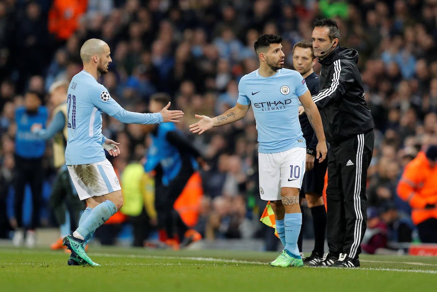 El Liverpool se impone también en el Etihad con tantos de Salah y Firmino para rubricar el pase a semifinales de la Liga de Campeones, tras un encuentro en el que el City se adelantó por mediación de Gabriel Jesús y en el que Mateu Lahoz expulsó a Pep Guardiola tras las protestas del técnico por un gol anulado a Sané. 