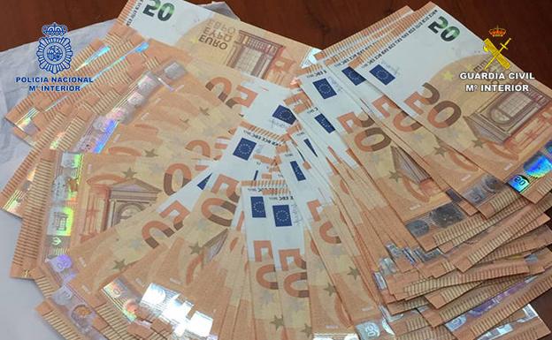 Introducían billetes falsos en la Comunitat por el «sistema de goteo» procedentes de Italia