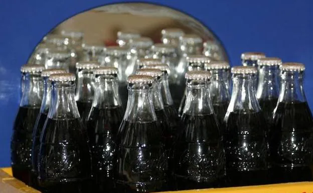 Botellas de refresco de vidrio.