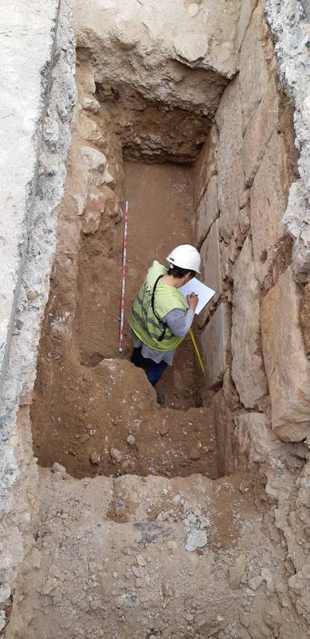 Fotos: Nuevos restos de la muralla musulmana de Valencia