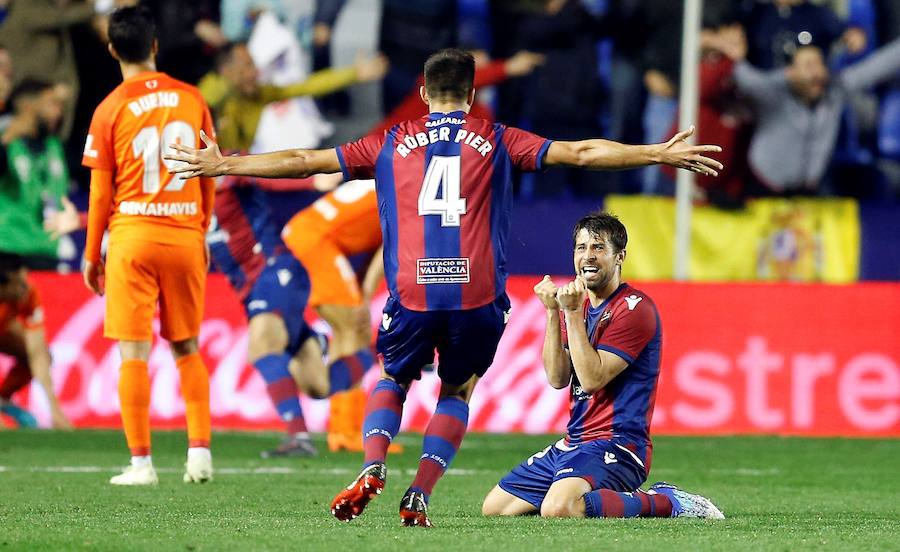 Estas son las imágenes que deja el partido de la jornada 33 de Liga en el Ciutat de València