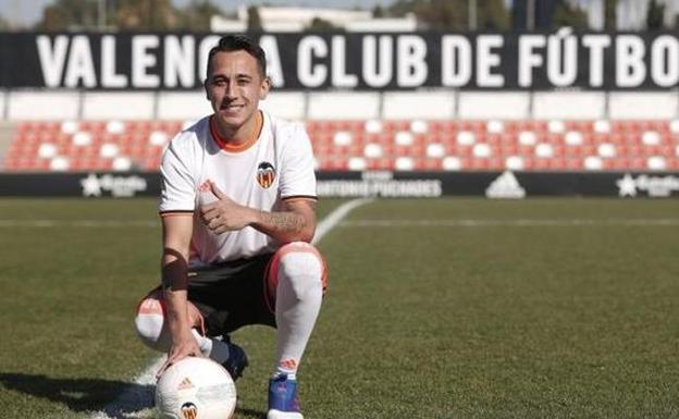 Valencia CF | Dos millones a la caja por Orellana