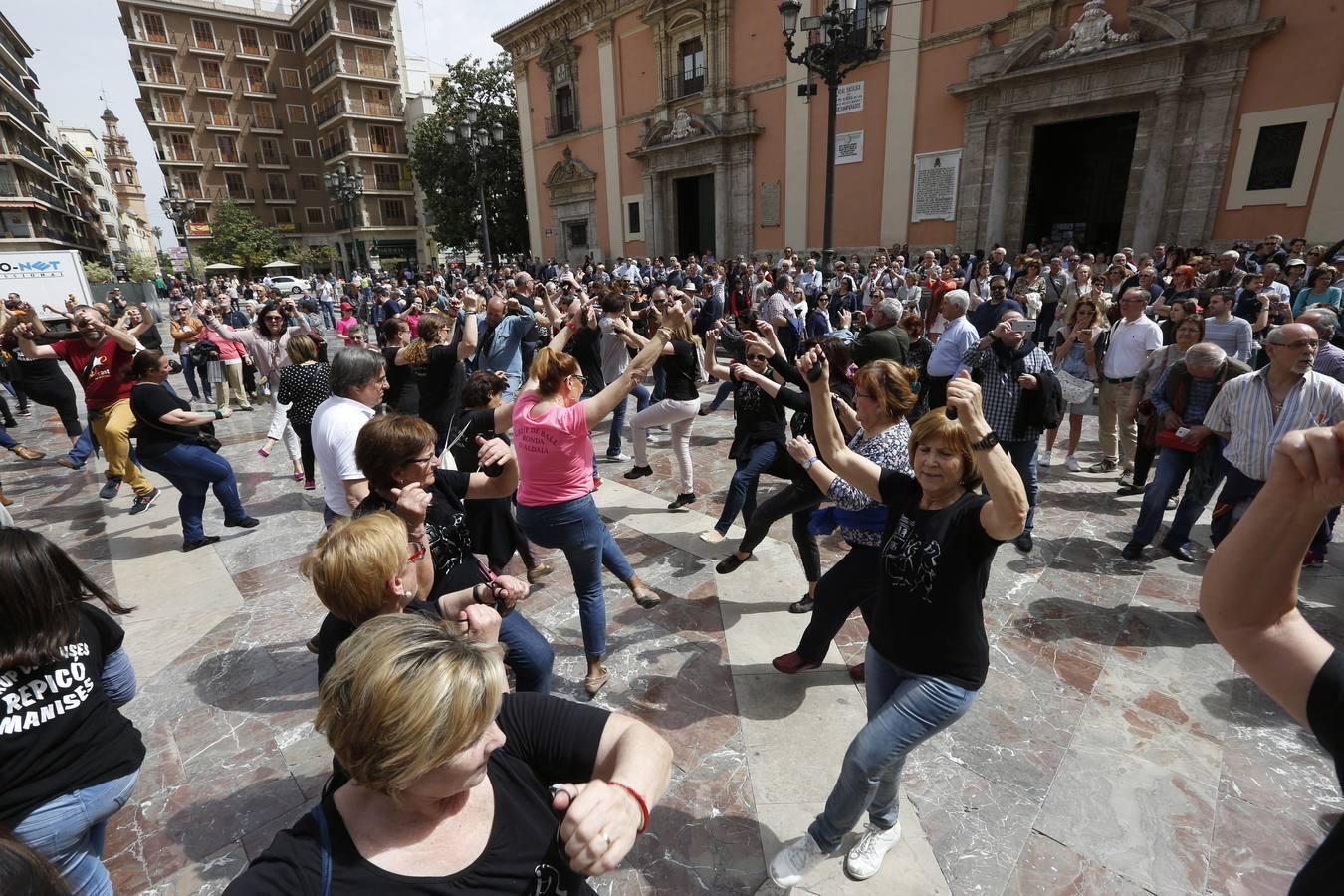 El acto ha conmemorado el 25 de abril