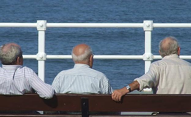 La pensión media sube el 1,8% en la Comunitat en abril, hasta 860,74 euros