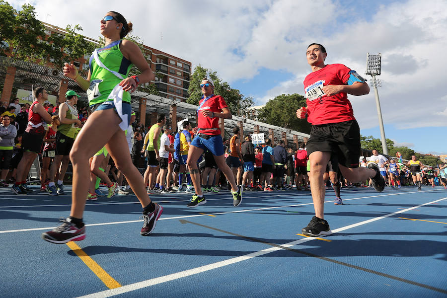 Fotos: Carrera Ekiden Valencia Clínica Baviera 2018