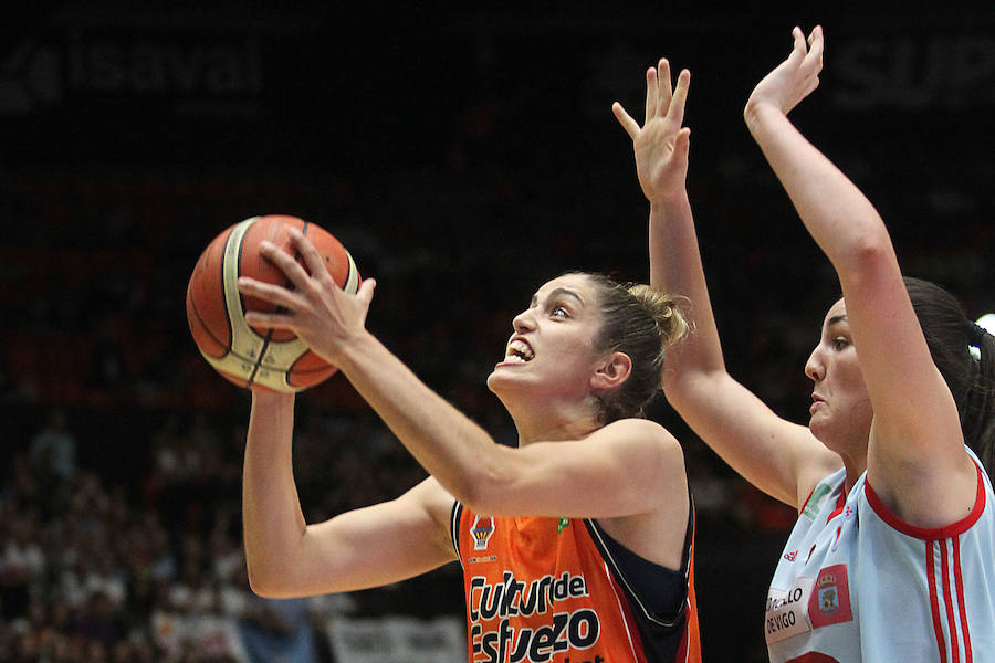 Fotos: El Valencia Basket femenino consigue el ascenso a la primera división