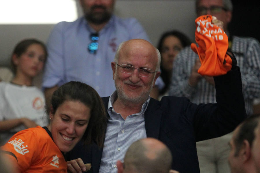 Fotos: El Valencia Basket femenino consigue el ascenso a la primera división