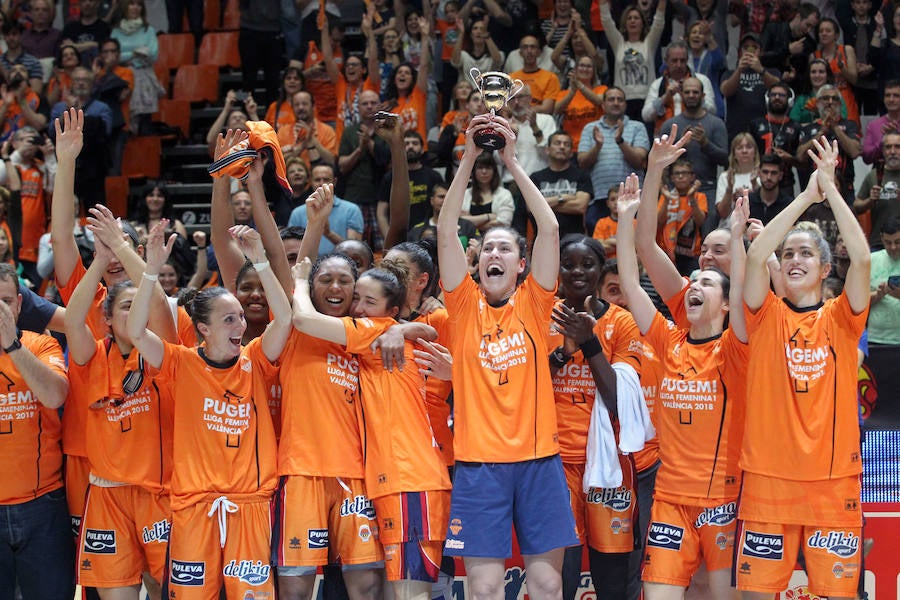 Fotos: El Valencia Basket femenino consigue el ascenso a la primera división