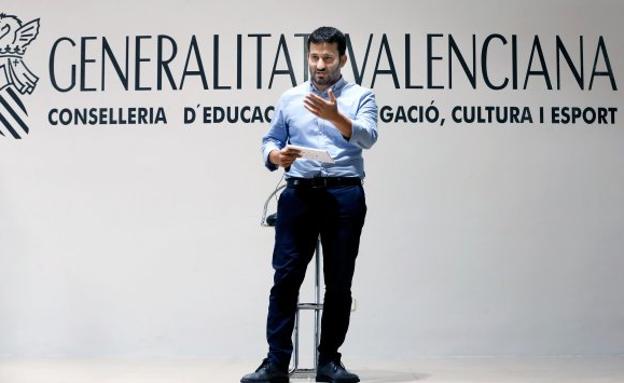 Educación en Valencia | Marzà deshace parcialmente recortes de la etapa del PP y los centros ganarán 1.200 profesores