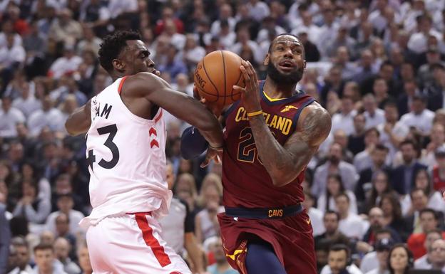 LeBron James, decisivo en el triunfo de los Cavaliers. 