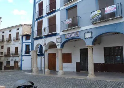 Imagen secundaria 1 - Un paseo por la plaça del Mercat de Xàtiva 