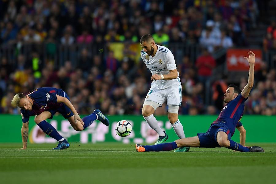 Barcelona y Real Madrid empataron (2-2) en el clásico disputado en el Camp Nou, un partido vibrante en el que hubo goles, emoción, tensión y mucha polémica. 