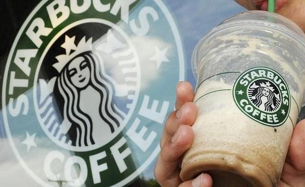 Nestlé y Starbucks | Nestlé paga más de 7.000 millones de dólares para comercializar productos Starbucks