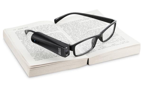 El dispositivo se ajusta a cualquier tipo de gafa.