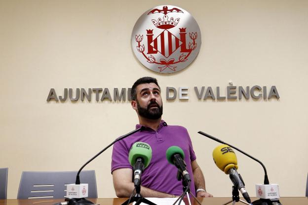 El concejal de Copromís Pere Fuset en el ayuntamiento de Valencia. 