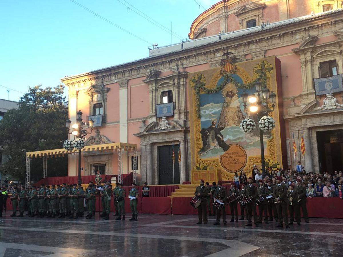 Valencia ha vivido este domingo otro emotivo acto de fervor hacia la Mare de Déu en la tracional Procesión.