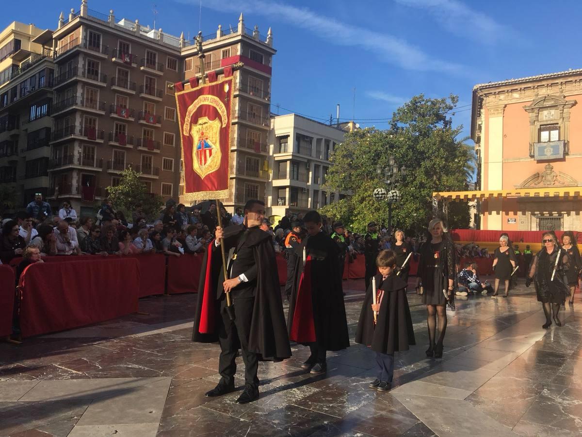 Valencia ha vivido este domingo otro emotivo acto de fervor hacia la Mare de Déu en la tracional Procesión.