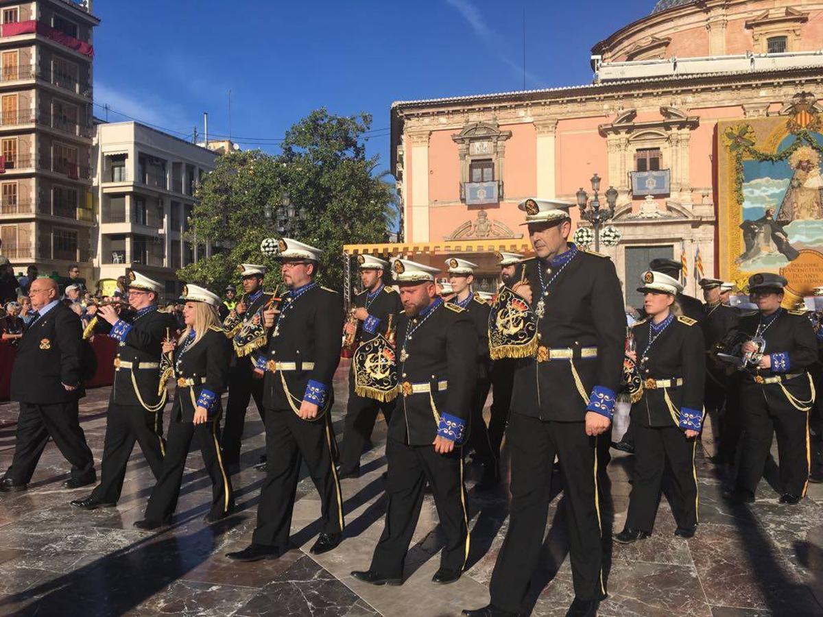 Valencia ha vivido este domingo otro emotivo acto de fervor hacia la Mare de Déu en la tracional Procesión.