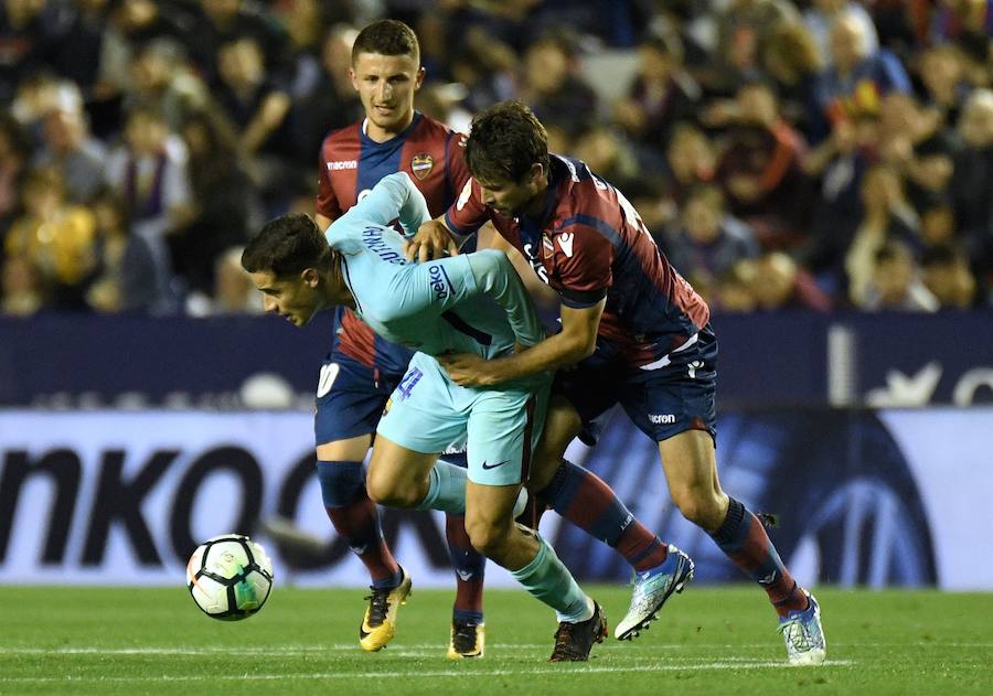 Estas son las mejores imágenes que deja el partido de la penúltima jornada de la Liga, último de los granotas en el Ciutat de València