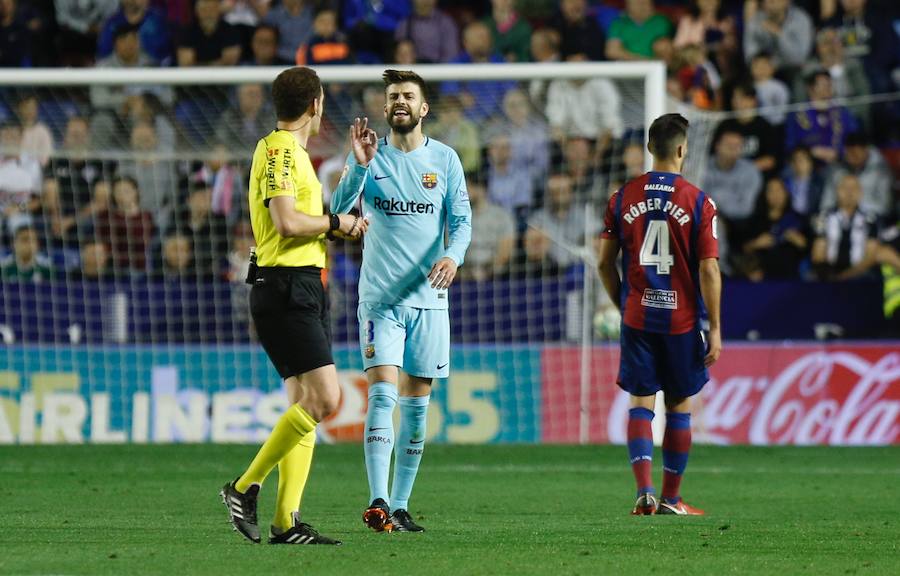 Estas son las mejores imágenes que deja el partido de la penúltima jornada de la Liga, último de los granotas en el Ciutat de València